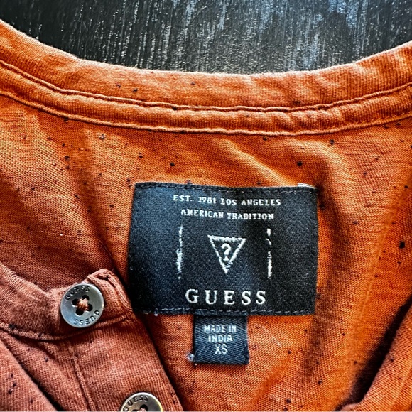 Guess XS Orange and Black Speced T-Shirt Dressy Buttons - Picture 7 of 7
